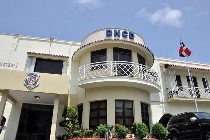 DNCD investiga cinco agentes por exceso de fuerza