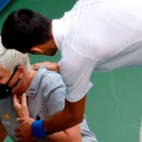 Amenazan de muerte a jueza golpeada por Djokovic en el US Open