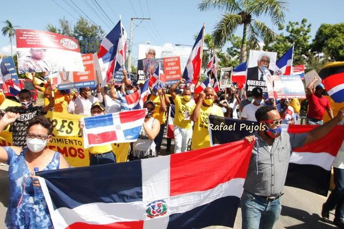 Marchan en Mao para que expulsen haitianos ilegales