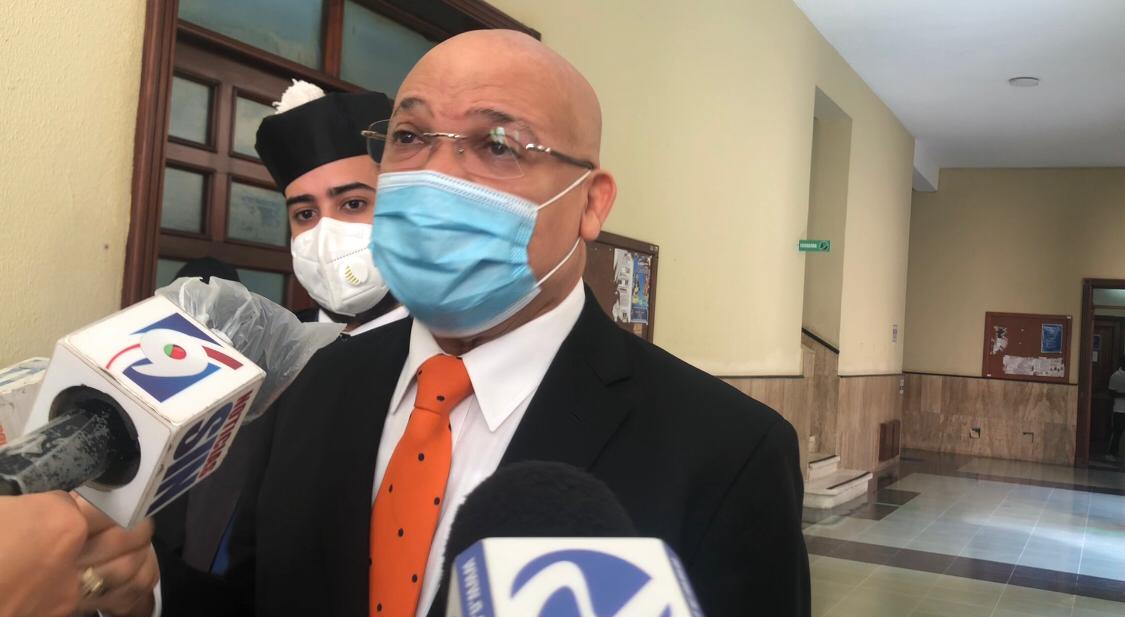 Marino Zapete demandará a Maybeth; tribunal acoge desistimiento en su contra