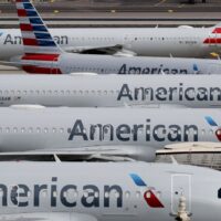 American Airlines advierte que miles de empleados podrían ser despedidos por causa de la crisis del covid-19