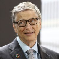 Bill Gates afirma poner fin a covid-19 es algo «muy, muy fácil»