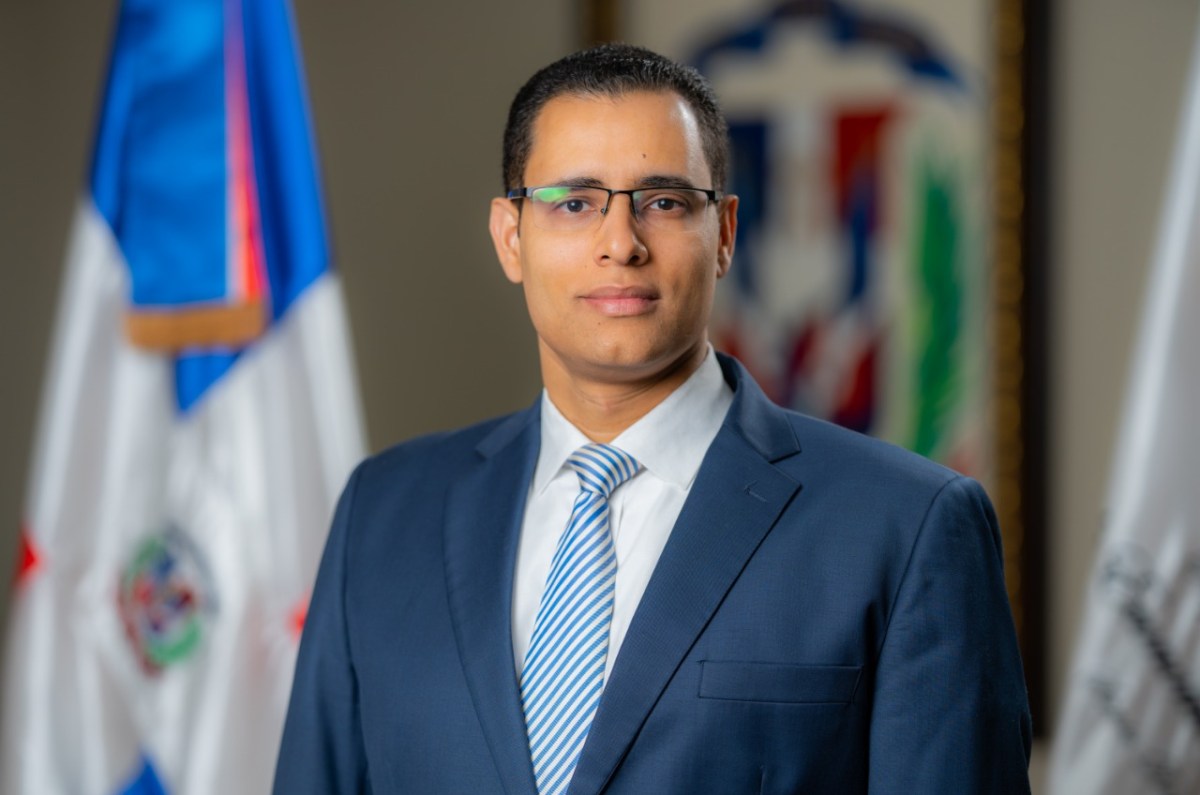 Exministro de Economía afirma discurso de Abinader está ‘cargado de errores’