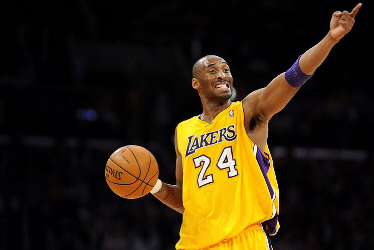 Viuda de Kobe Bryant gana demanda por fotos del accidente