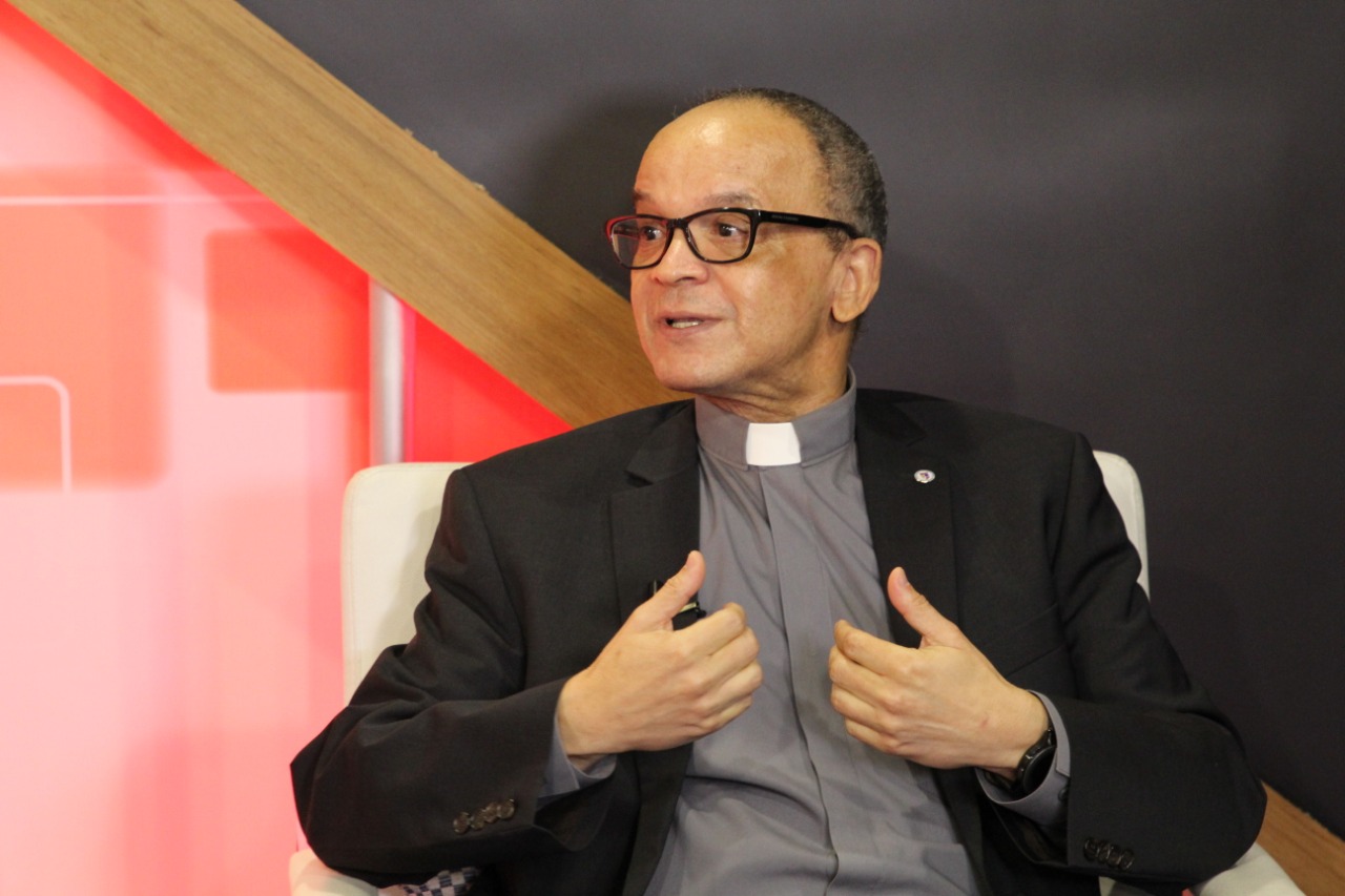 Rector PUCMM revela Laboratorio Biología Molecular de academia tiene capacidad producir vacuna contra Covid
