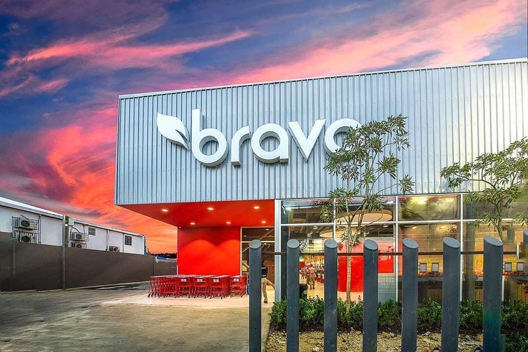 Los "super" crean sus propias marcas