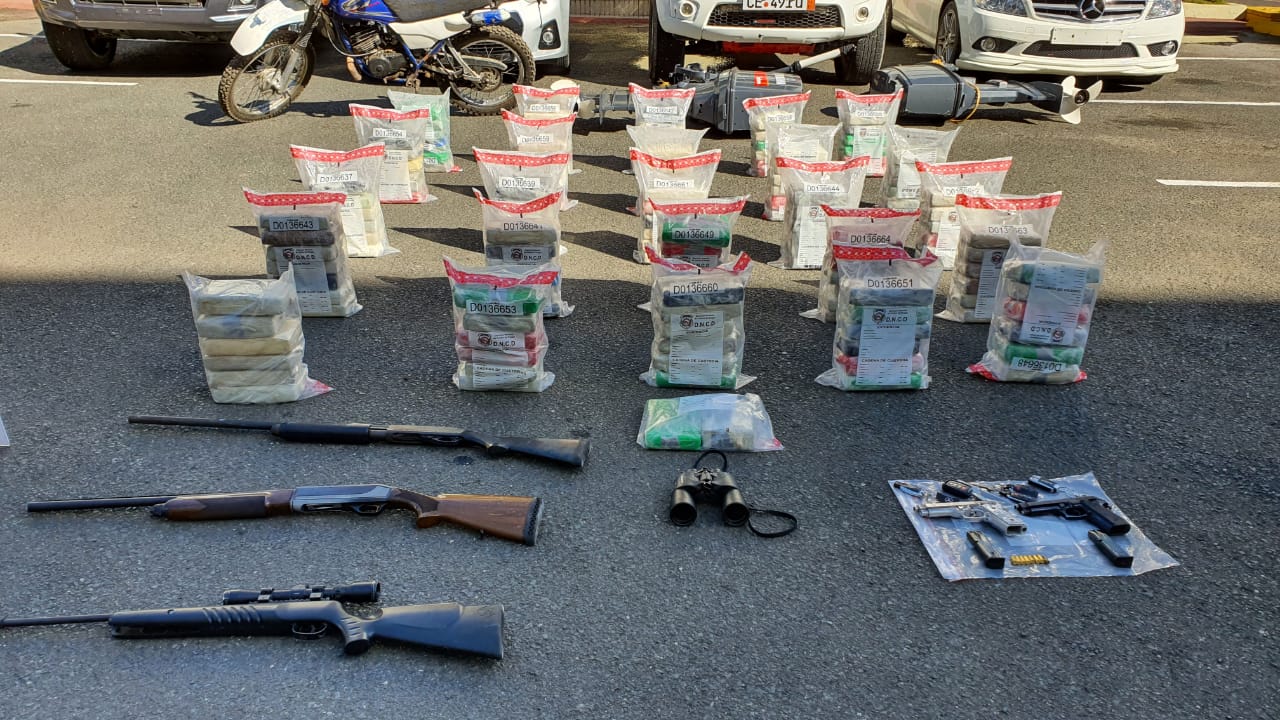 Desmantelan cártel enviaba drogas PR; apresan 16 personas