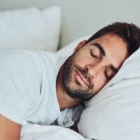 Estudio encuentra que la necesidad de tomar una siesta en las tardes podría ser algo hereditario que está en al ADN