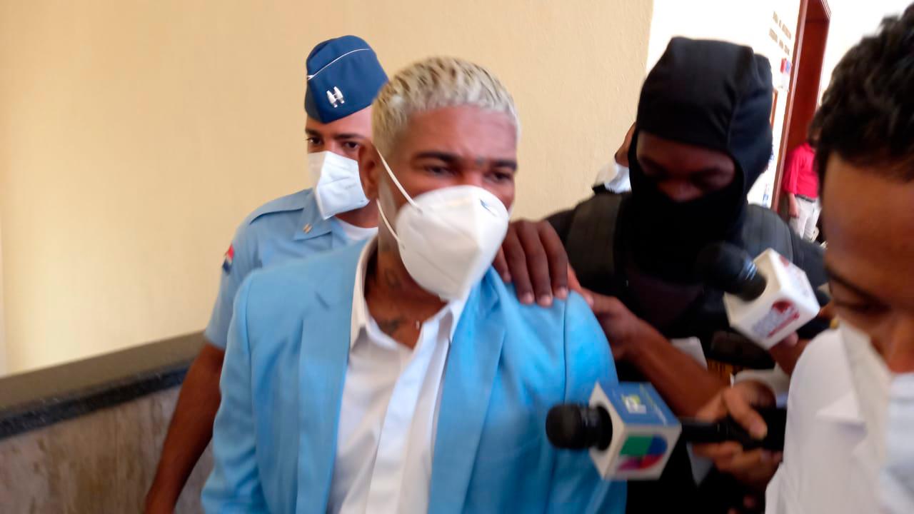 Omega saldrá en libertad; tribunal rechaza revocar pena suspendida al cantante
