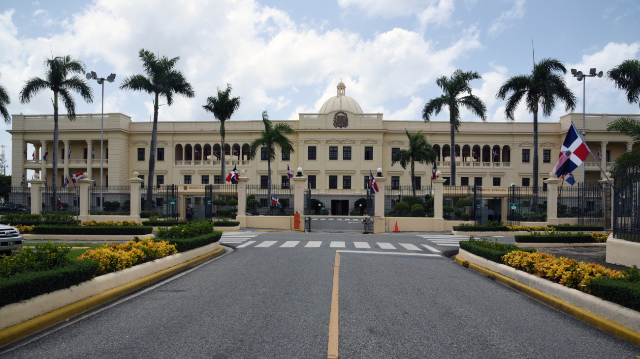 Poder Ejecutivo crea Plan General para la Reforma y Modernización de la Administración Pública