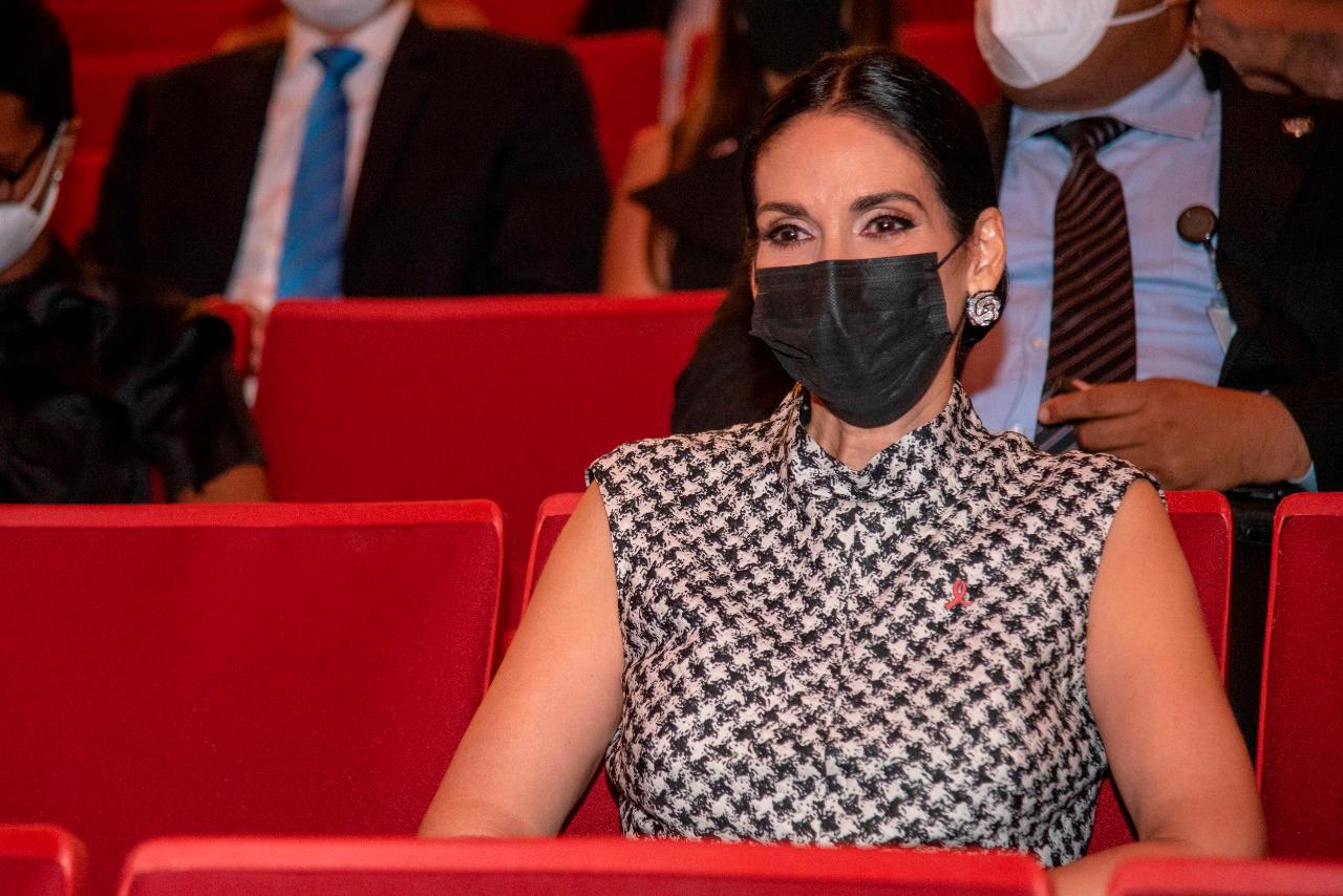 Raquel Arbaje celebra triunfo de Keren Montero como ganadora de la segunda temporada de DGT