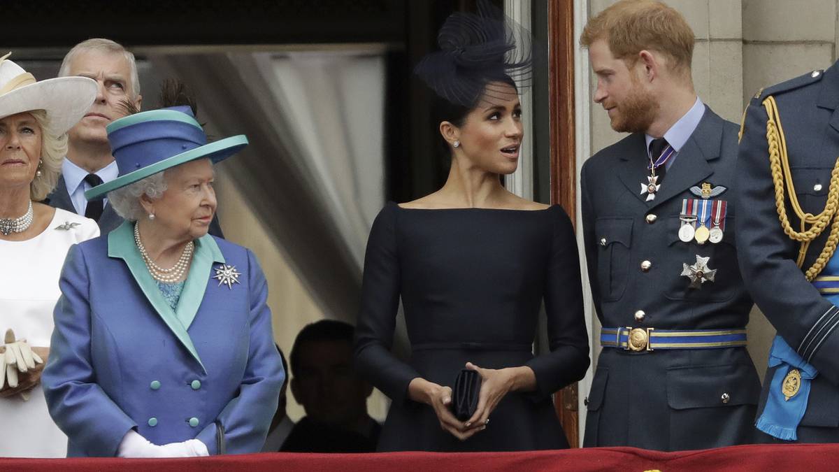La reina Isabel II rompe el silencio tras la entrevista del príncipe Enrique y Meghan Markle
