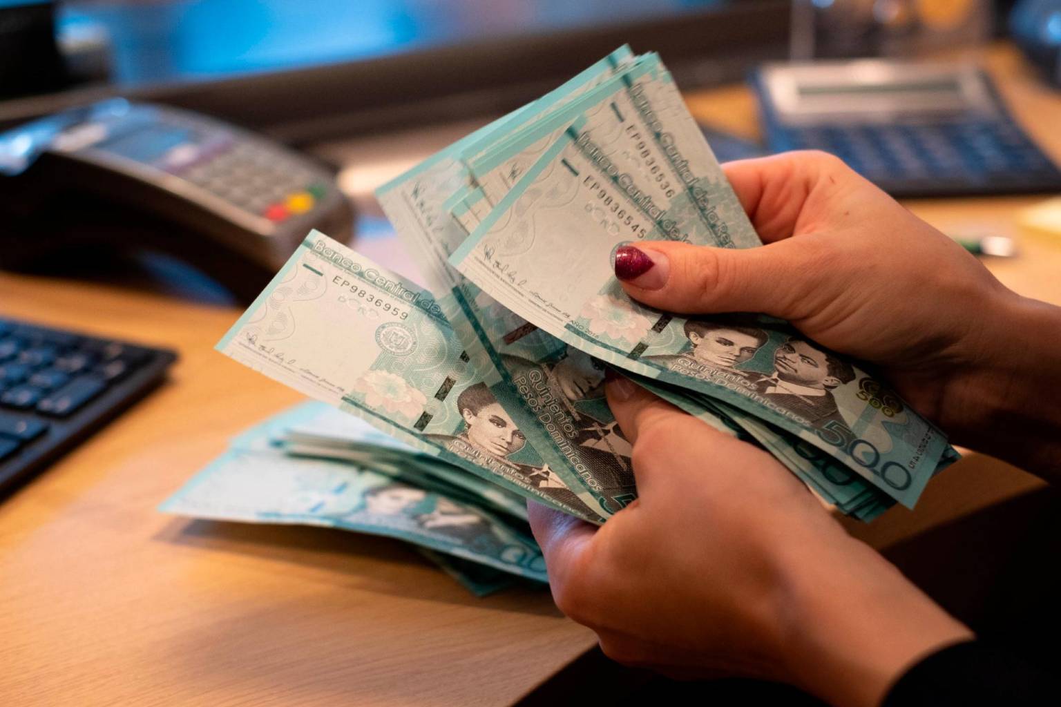 A cada ciudadano dominicano le tocaría pagar US$5,213 de la deuda pública