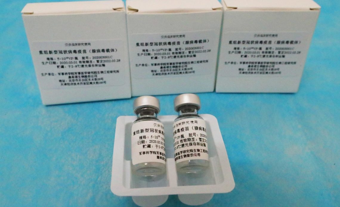 Salud Pública otorga permiso especial para vacuna china contra el Covid