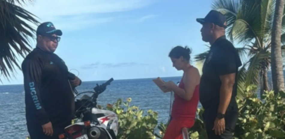 Activan investigación sobre denuncia de sustracción de mochila a pareja de ambientalistas checos