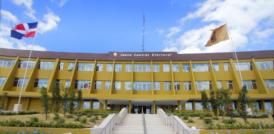 Banreservas rechaza embargar cuenta de la JCE por caso Latin Events