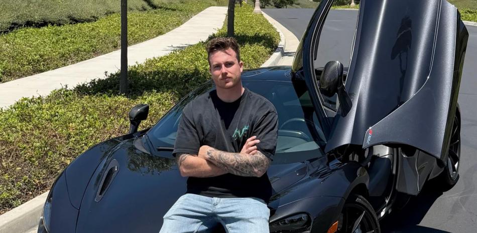 Influencer automovilístico fallece a los 27 años tras aparatoso accidente de tránsito