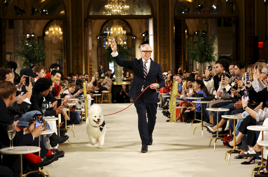 Tommy Hilfiger Presenta «PLAZA PREP» en La Semana de La Moda de Nueva York