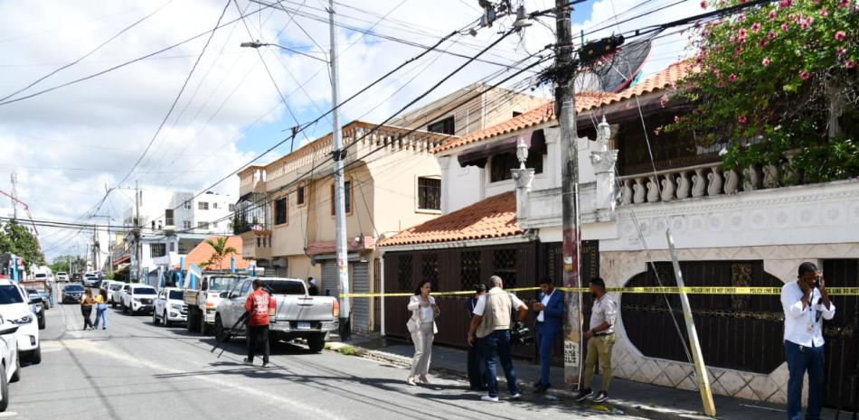 “Aquí trabajamos duro para tener un techo y no tenemos paz”, residente en Brisa Oriental