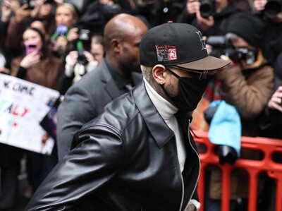 Chris Brown es condenado a 8 meses de cárcel