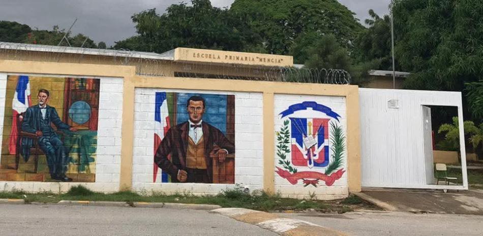 No había Policía Escolar en escuela de Barahona donde hombre entró armado